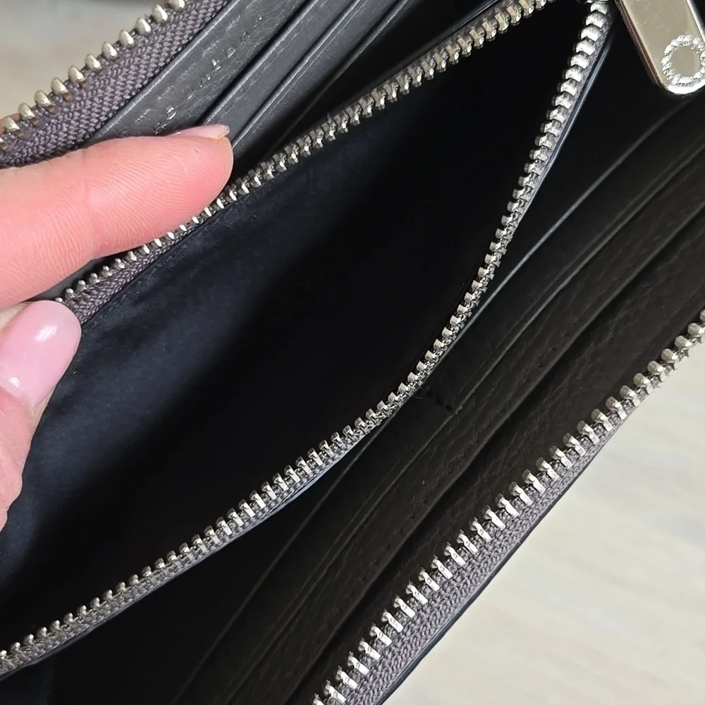 Marc By Marc Jacobs Pebbled Leather Zip Around Wallet-Gray